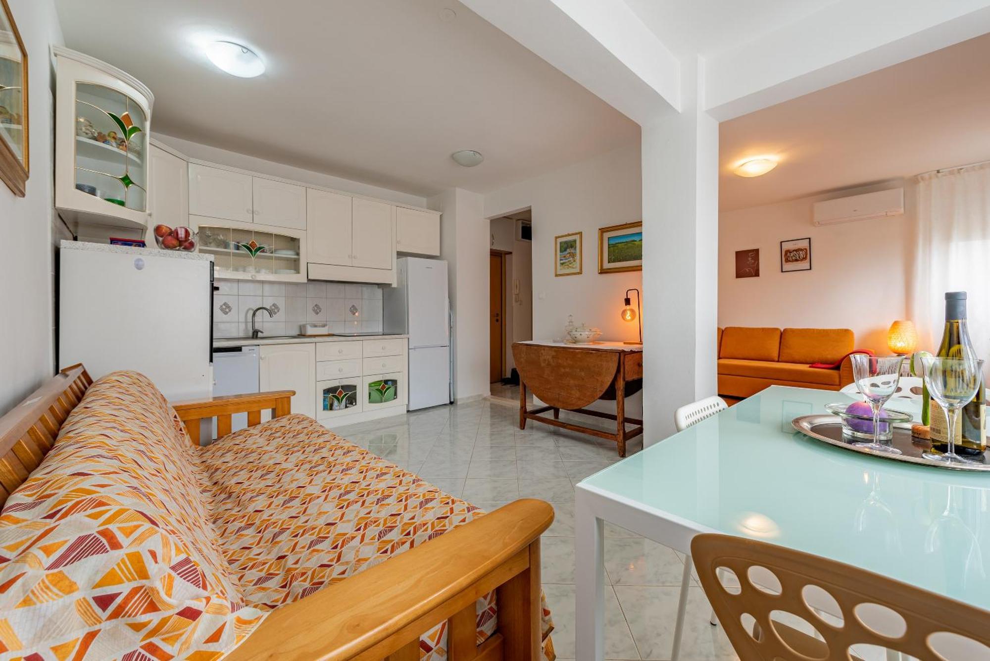 Apartment Marea Seaview 4th Floor Free Parking Self Check In *